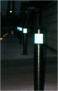 ロードサイドパイプ夜間発光写真
